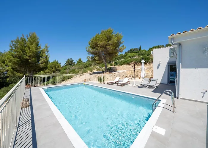 Aphitriti Oxomeria Kacimátika