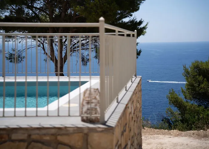 Aphitriti Oxomeria * Kacimátika